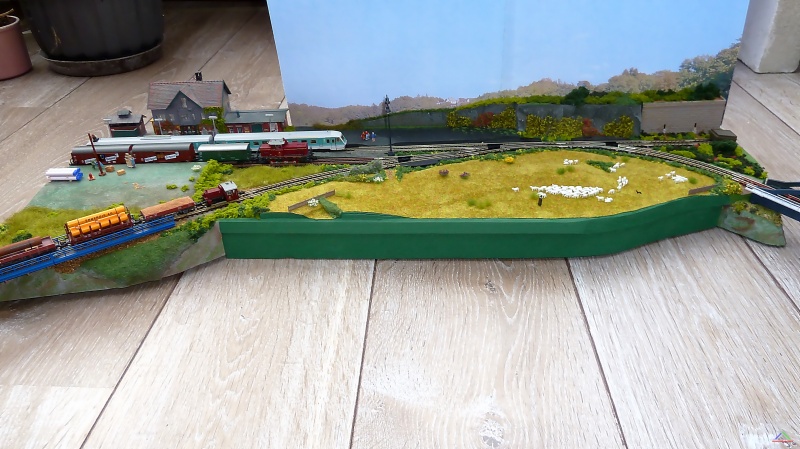 233 Berglenn A.JPG - Berglenn in der Totalen. Der Testbetrieb wird aufgehoben und der Regelbetrieb beginnt zum Februar 2013